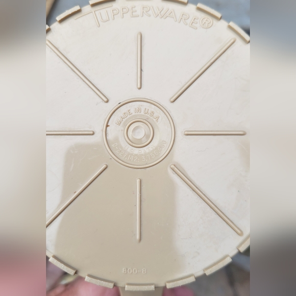 Tupperware Pitcher - Picture 6 of 6